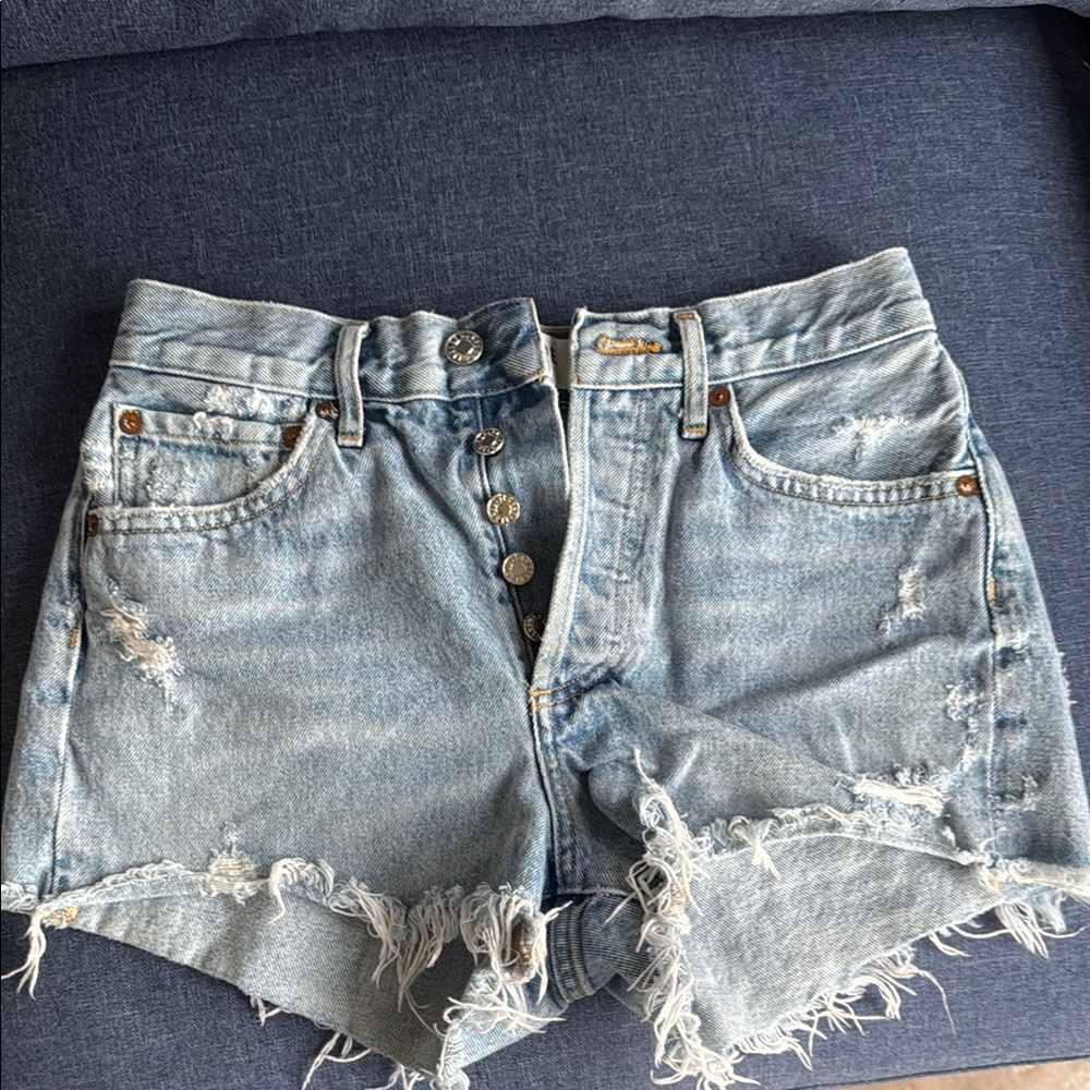 Agolde Aritzia Distressed Women's Shorts size 23